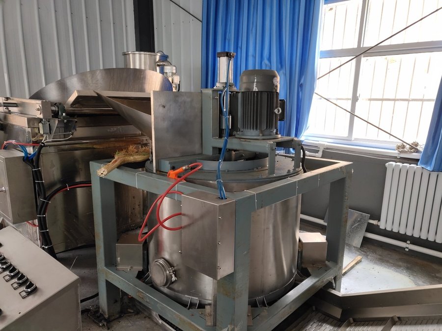 油炸松籽脫油機(jī)----松籽油炸開口機(jī)